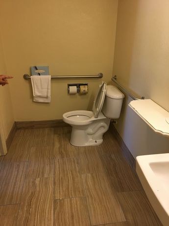 Imagen de la habitación del Hotel Days Inn By Wyndham Brooksville/dade City. Foto 9