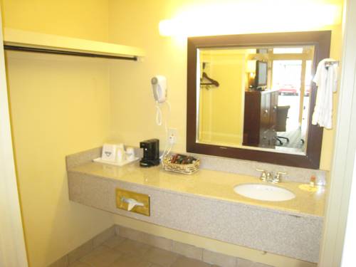 Imagen de la habitación del Hotel Days Inn By Wyndham Brunswick/st. Simons Area. Foto 9