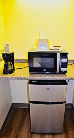 Imagen de la habitación del Hotel Days Inn By Wyndham Burleson Ft. Worth. Foto 13