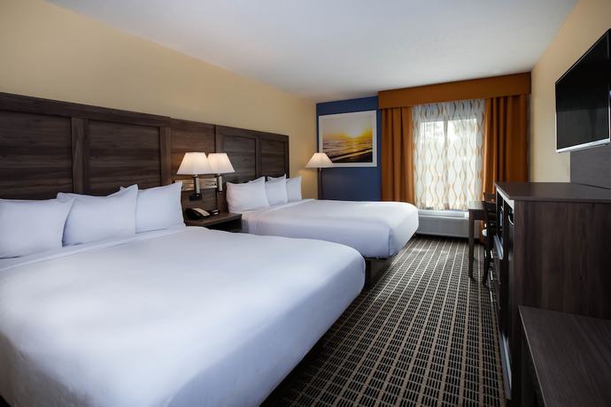 Imagen de la habitación del Hotel Days Inn By Wyndham Cadillac. Foto 5