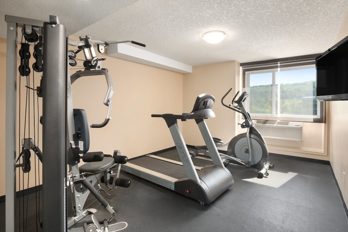 Imagen de los interiores del Hotel Days Inn By Wyndham Calgary Northwest. Foto 17