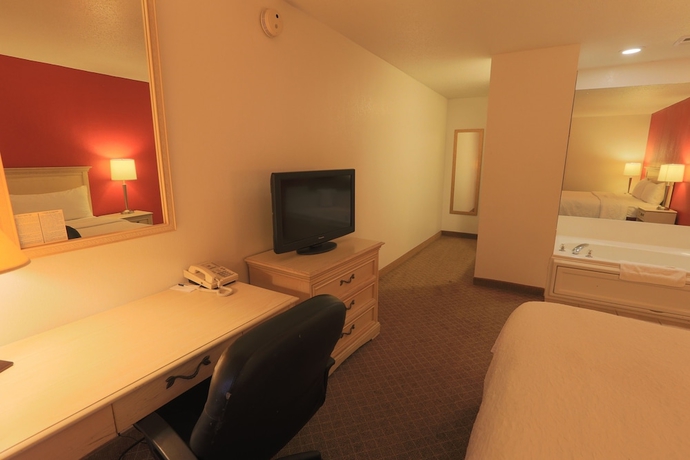 Imagen de la habitación del Hotel Days Inn By Wyndham Calumet Park. Foto 14