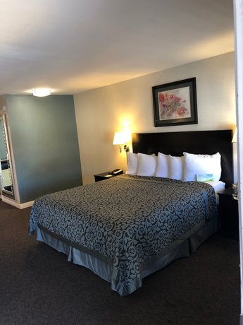Imagen de la habitación del Hotel Days Inn By Wyndham Camarillo - Ventura. Foto 5