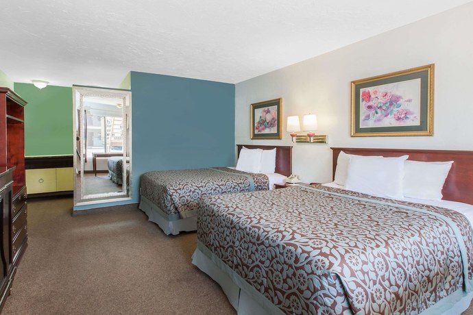 Imagen de la habitación del Hotel Days Inn By Wyndham Camarillo - Ventura. Foto 13