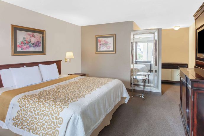 Imagen de la habitación del Hotel Days Inn By Wyndham Camarillo - Ventura. Foto 19