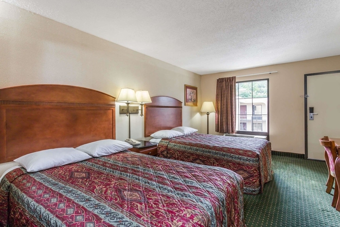 Imagen de la habitación del Hotel Days Inn By Wyndham Camp Springs/andrews Afb Dc Area. Foto 6