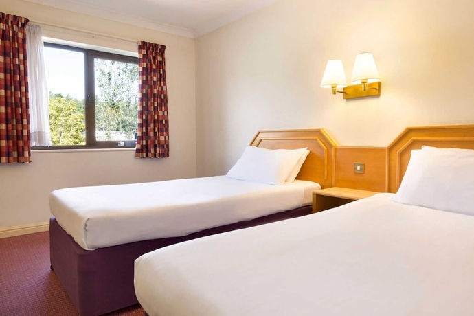 Imagen de la habitación del Hotel Days Inn By Wyndham Cannock Norton Canes M6 Toll. Foto 4