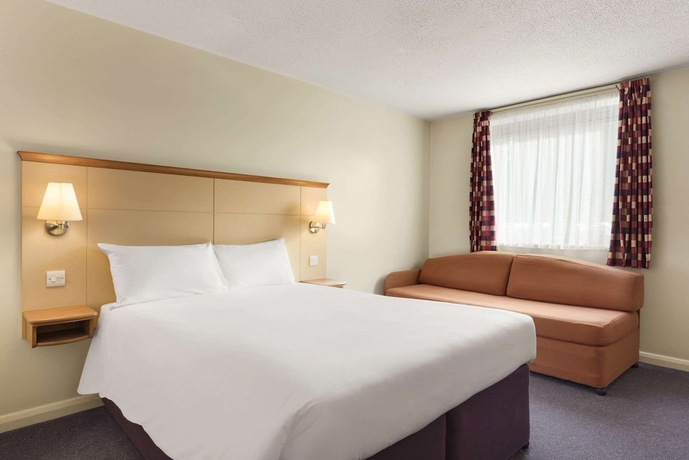 Imagen de la habitación del Hotel Days Inn By Wyndham Cannock Norton Canes M6 Toll. Foto 7