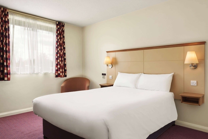 Imagen de la habitación del Hotel Days Inn By Wyndham Cannock Norton Canes M6 Toll. Foto 8