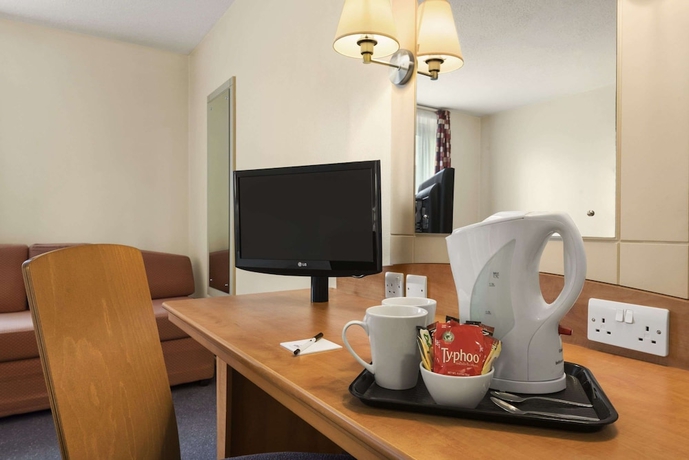 Imagen de la habitación del Hotel Days Inn By Wyndham Cannock Norton Canes M6 Toll. Foto 12