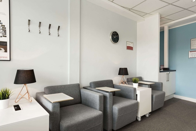 Imagen de los interiores del Hotel Days Inn By Wyndham Cannock Norton Canes M6 Toll. Foto 19