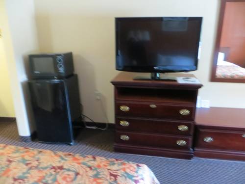 Imagen de la habitación del Hotel Days Inn By Wyndham Canton, Canton. Foto 16