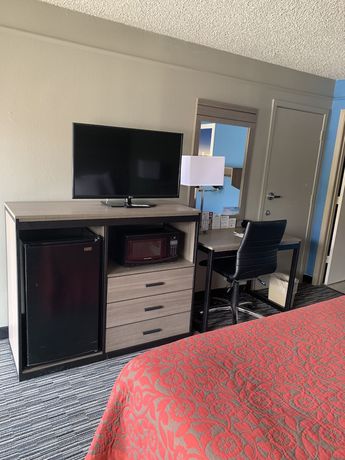 Imagen de la habitación del Hotel Days Inn By Wyndham Central San Antonio Nw Medical Center. Foto 4