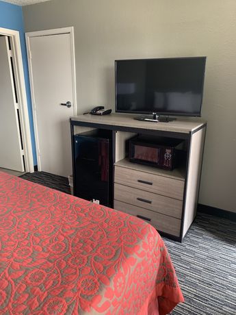 Imagen de la habitación del Hotel Days Inn By Wyndham Central San Antonio Nw Medical Center. Foto 6