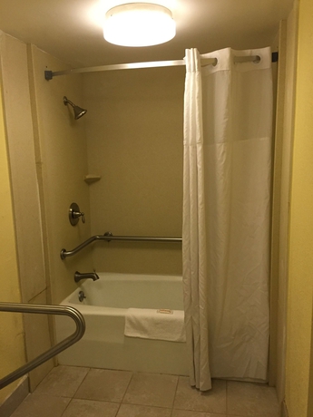 Imagen de la habitación del Hotel Days Inn By Wyndham Charleston Historic District. Foto 5