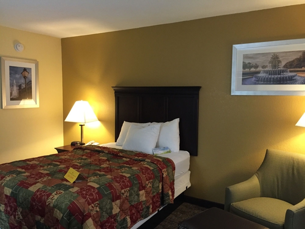 Imagen de la habitación del Hotel Days Inn By Wyndham Charleston Historic District. Foto 8