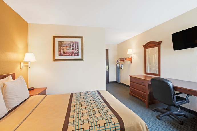 Imagen de la habitación del Hotel Days Inn By Wyndham Charlotte/woodlawn Near Carowinds. Foto 5