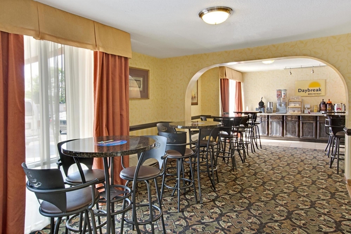 Imagen del bar/restaurante del Hotel Days Inn By Wyndham Charlotte/woodlawn Near Carowinds. Foto 4