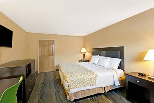 Imagen de la habitación del Hotel Days Inn By Wyndham Cherokee Near Casino. Foto 12
