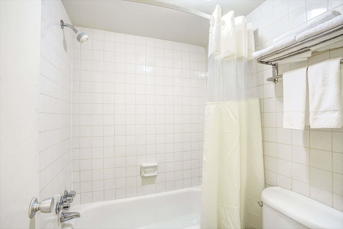 Imagen de la habitación del Hotel Days Inn By Wyndham Chesapeake. Foto 11