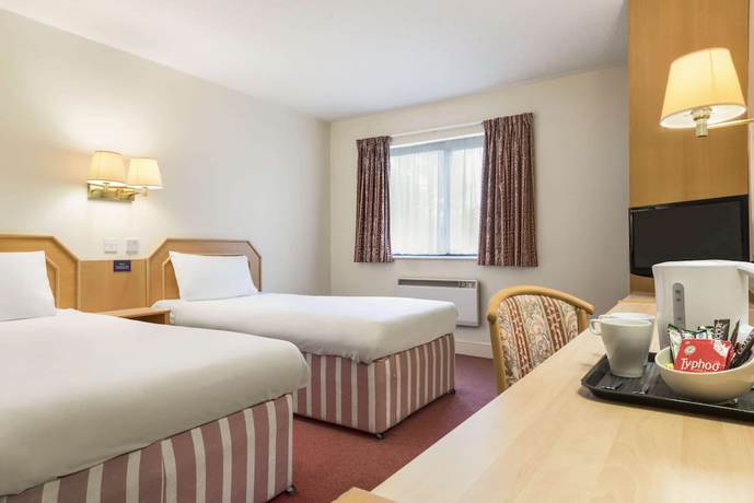 Imagen de la habitación del Hotel Days Inn By Wyndham Chesterfield Tibshelf. Foto 10