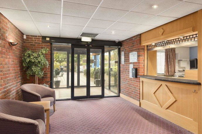 Imagen de los interiores del Hotel Days Inn By Wyndham Chesterfield Tibshelf. Foto 14