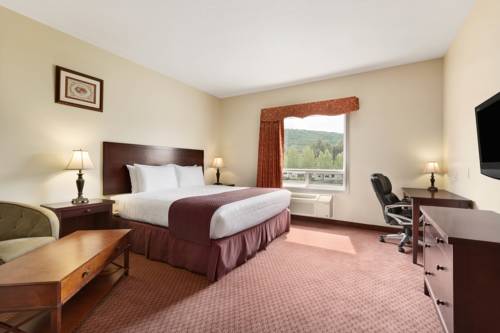 Imagen de la habitación del Hotel Days Inn By Wyndham Chetwynd. Foto 2