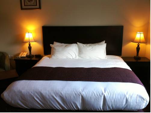 Imagen de la habitación del Hotel Days Inn By Wyndham Chetwynd. Foto 8