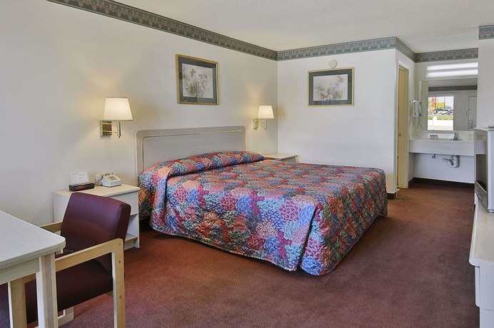 Imagen de la habitación del Hotel Days Inn By Wyndham Chipley. Foto 6