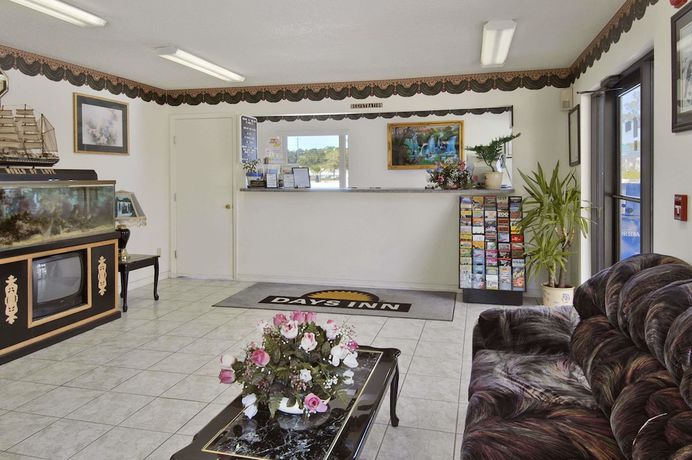 Imagen de los interiores del Hotel Days Inn By Wyndham Chipley. Foto 12