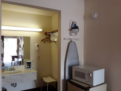 Imagen de la habitación del Hotel Days Inn By Wyndham Christiansburg. Foto 11