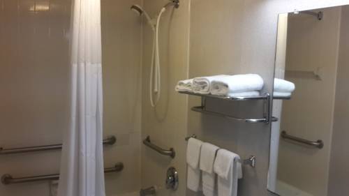 Imagen de la habitación del Hotel Days Inn By Wyndham Christiansburg. Foto 15
