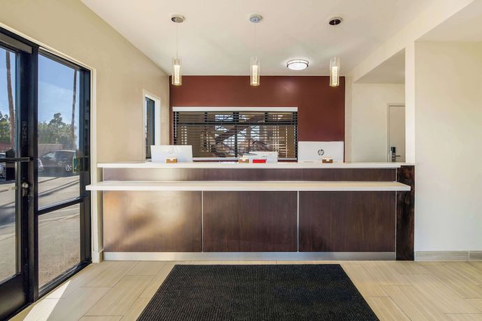 Imagen de los interiores del Hotel Days Inn By Wyndham Chula Vista/san Diego. Foto 17