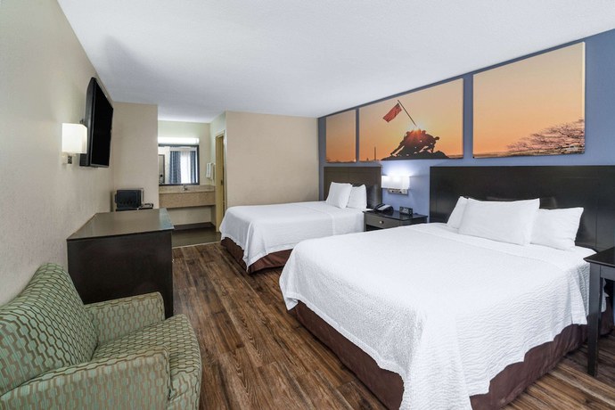 Imagen de la habitación del Hotel Days Inn By Wyndham Clarksville North. Foto 9