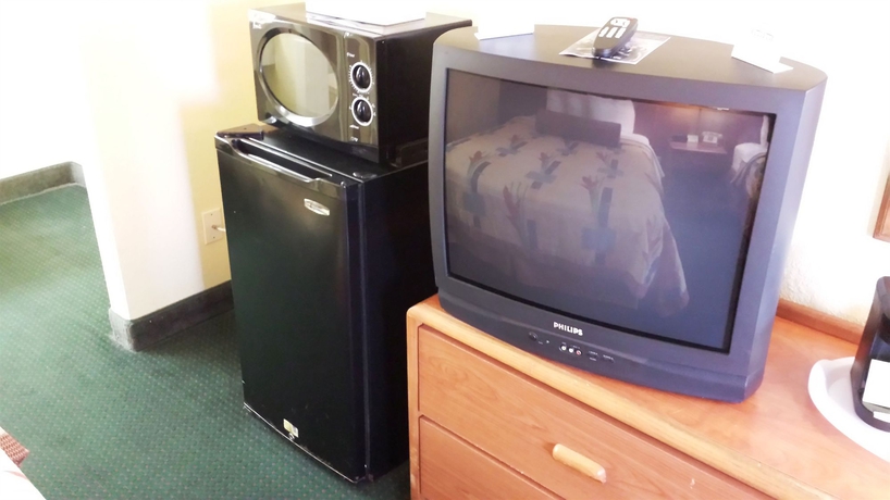 Imagen de la habitación del Hotel Days Inn By Wyndham Cocoa Cruiseport West At I-95/524. Foto 7