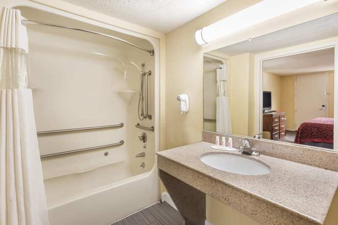 Imagen de la habitación del Hotel Days Inn By Wyndham College Park Airport Best Road. Foto 2