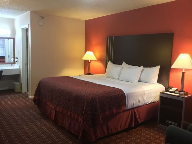 Imagen de la habitación del Hotel Days Inn By Wyndham College Station University Drive. Foto 12