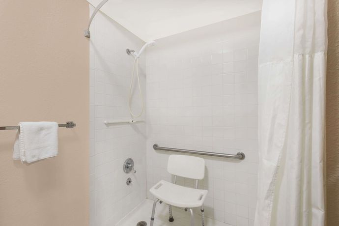 Imagen de la habitación del Hotel Days Inn By Wyndham College Station University Drive. Foto 13