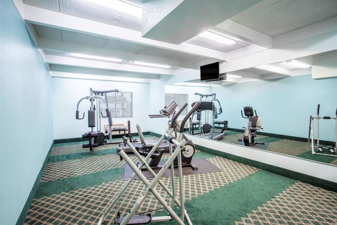 Imagen de los interiores del Hotel Days Inn By Wyndham Columbia I-70. Foto 14