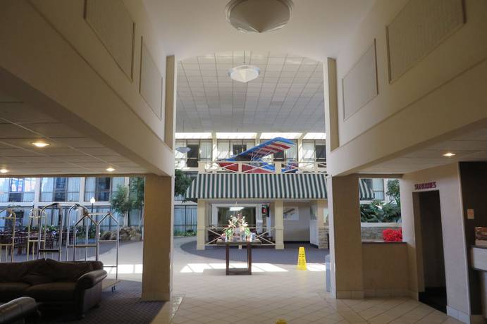 Imagen de los interiores del Hotel Days Inn By Wyndham Columbus Airport. Foto 16