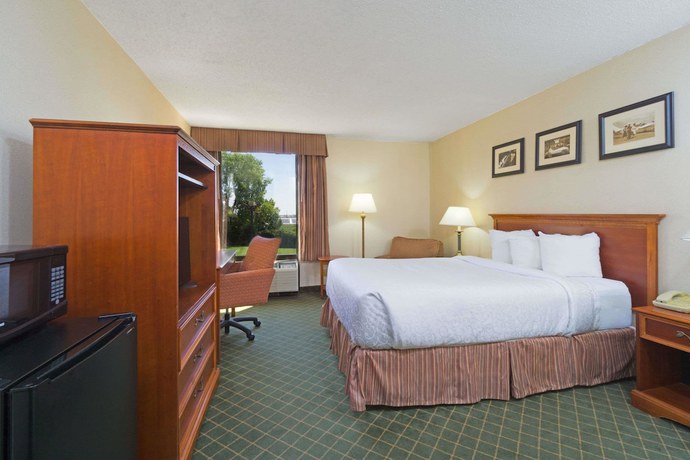 Imagen de la habitación del Hotel Days Inn By Wyndham Columbus Airport. Foto 5