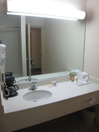 Imagen de la habitación del Hotel Days Inn By Wyndham Columbus Airport. Foto 8
