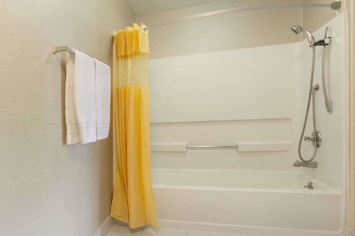 Imagen de la habitación del Hotel Days Inn By Wyndham Columbus Fairgrounds. Foto 16