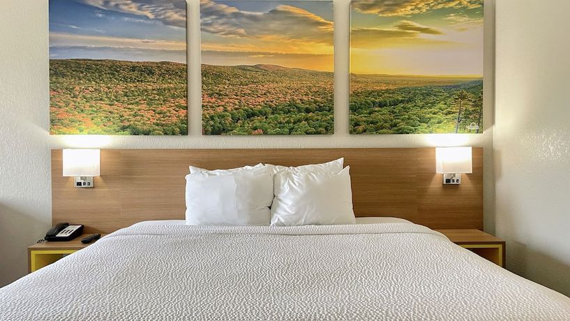Imagen de la habitación del Hotel Days Inn By Wyndham Columbus In. Foto 9