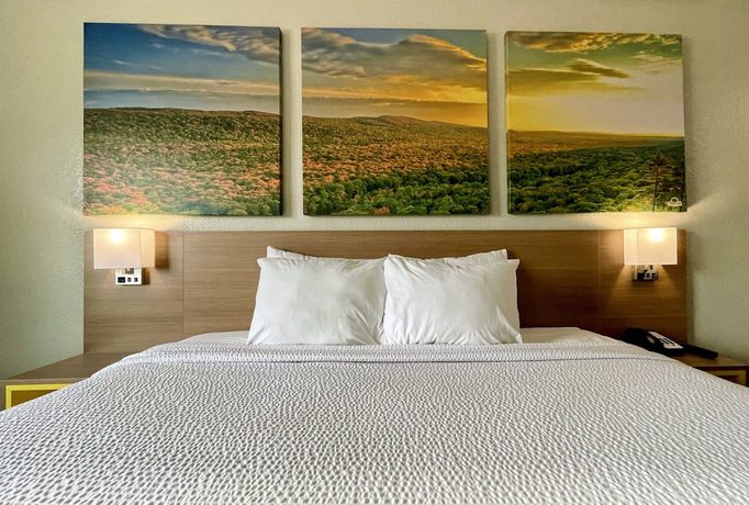 Imagen de la habitación del Hotel Days Inn By Wyndham Columbus In. Foto 12