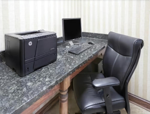 Imagen de los interiores del Hotel Days Inn By Wyndham Columbus-north Fort Moore. Foto 17