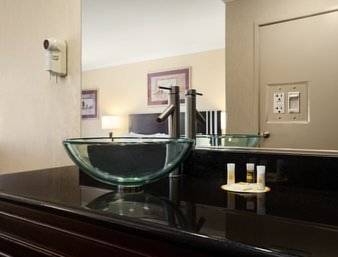 Imagen de la habitación del Hotel Days Inn By Wyndham Concord. Foto 5