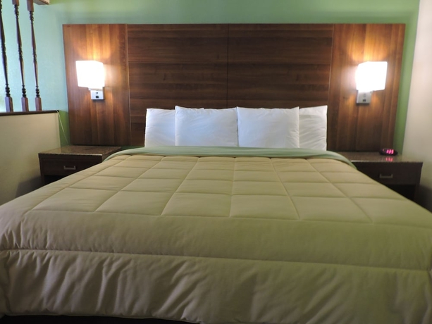 Imagen de la habitación del Hotel Days Inn By Wyndham Conover-hickory. Foto 2