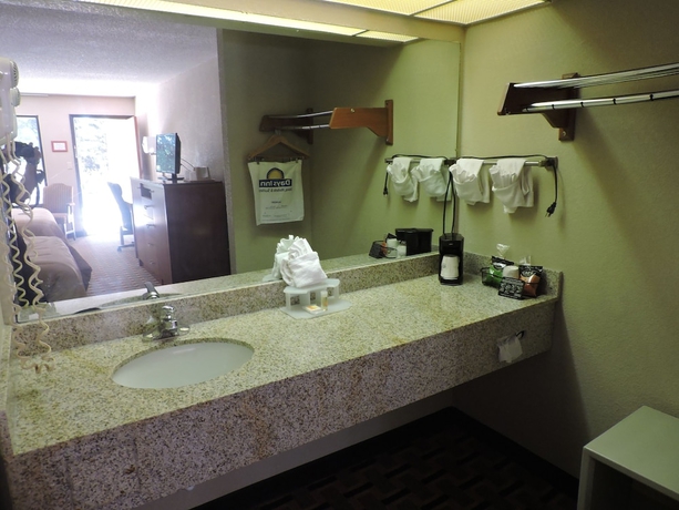 Imagen de la habitación del Hotel Days Inn By Wyndham Conover-hickory. Foto 7