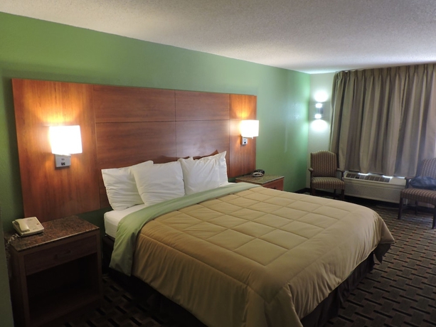 Imagen de la habitación del Hotel Days Inn By Wyndham Conover-hickory. Foto 10